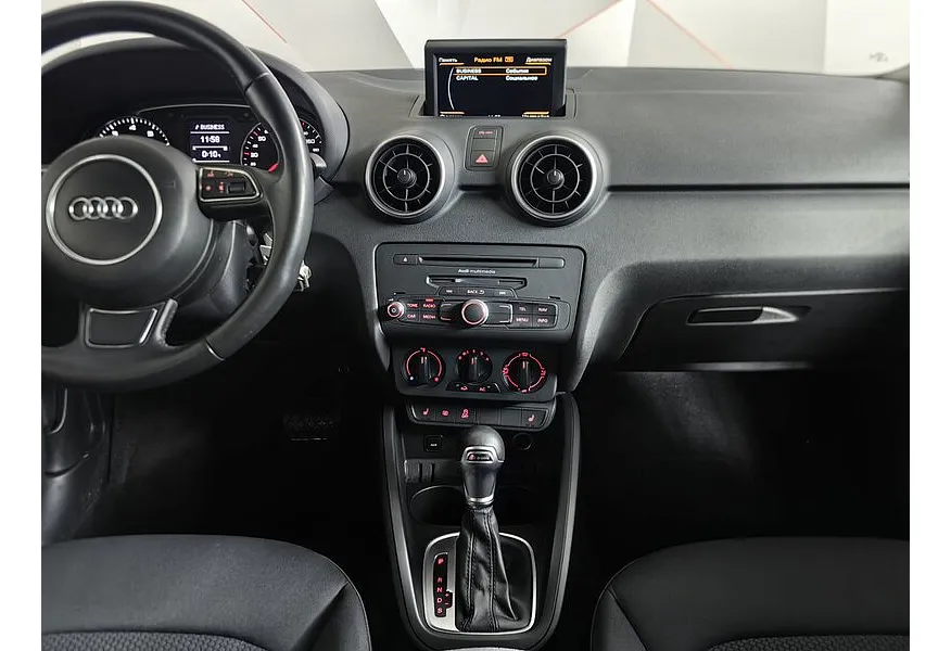 Audi A1 1.4 TFSI S-tronic (122 л.с.) Белый в АВИЛОН. Слайд №15 Audi A1 1.4 TFSI S-tronic (122 л.с.) Белый в АВИЛОН. Слайд №15