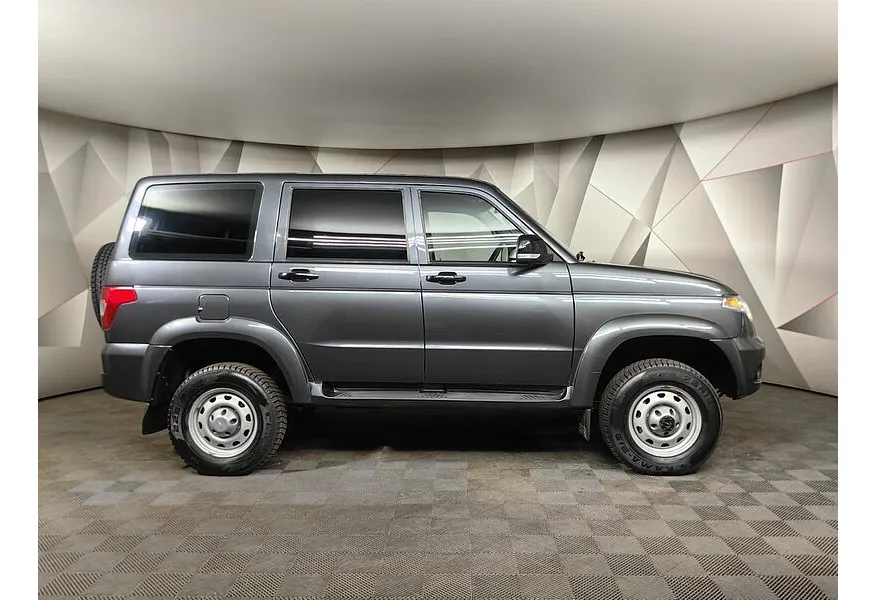 УАЗ Patriot 2.7 MT 4WD (150 л.с.) Максимум Серый в АВИЛОН. Слайд №6