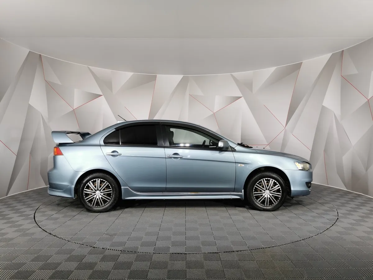 Mitsubishi Lancer 1.6 AT (117 л.с.) Зеленый в АВИЛОН. Слайд №6
