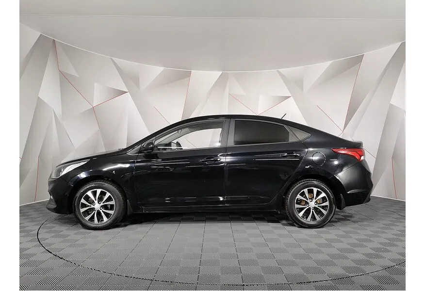 АВИЛОН - Hyundai Solaris 1.6 AT (123 л.с.) Active Plus Черный - slide 2
