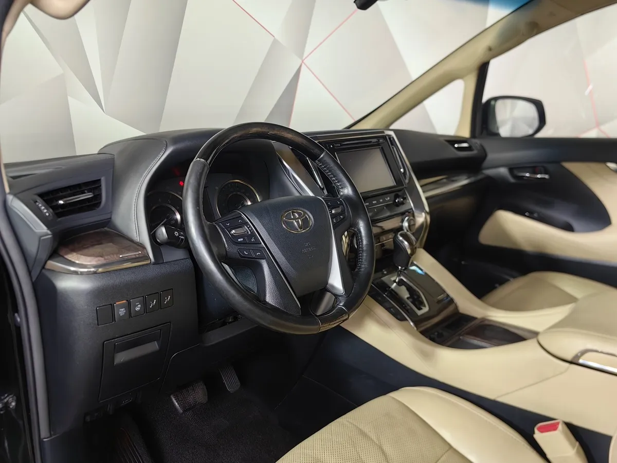 Toyota Alphard 3.5 AT (300 л.с.) Черный в АВИЛОН. Слайд №18