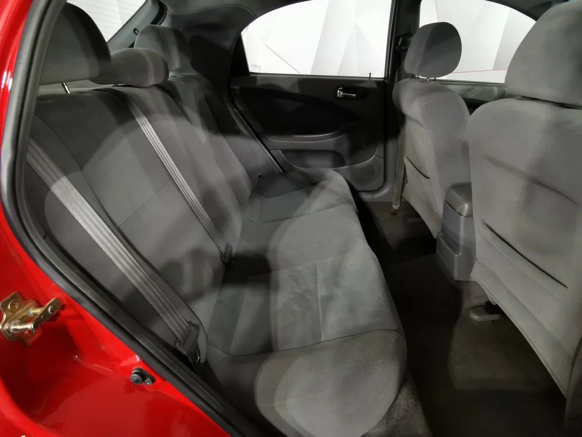 Chevrolet Lacetti 1.6 MT (109 л.с.) Красный в АВИЛОН. Слайд №14