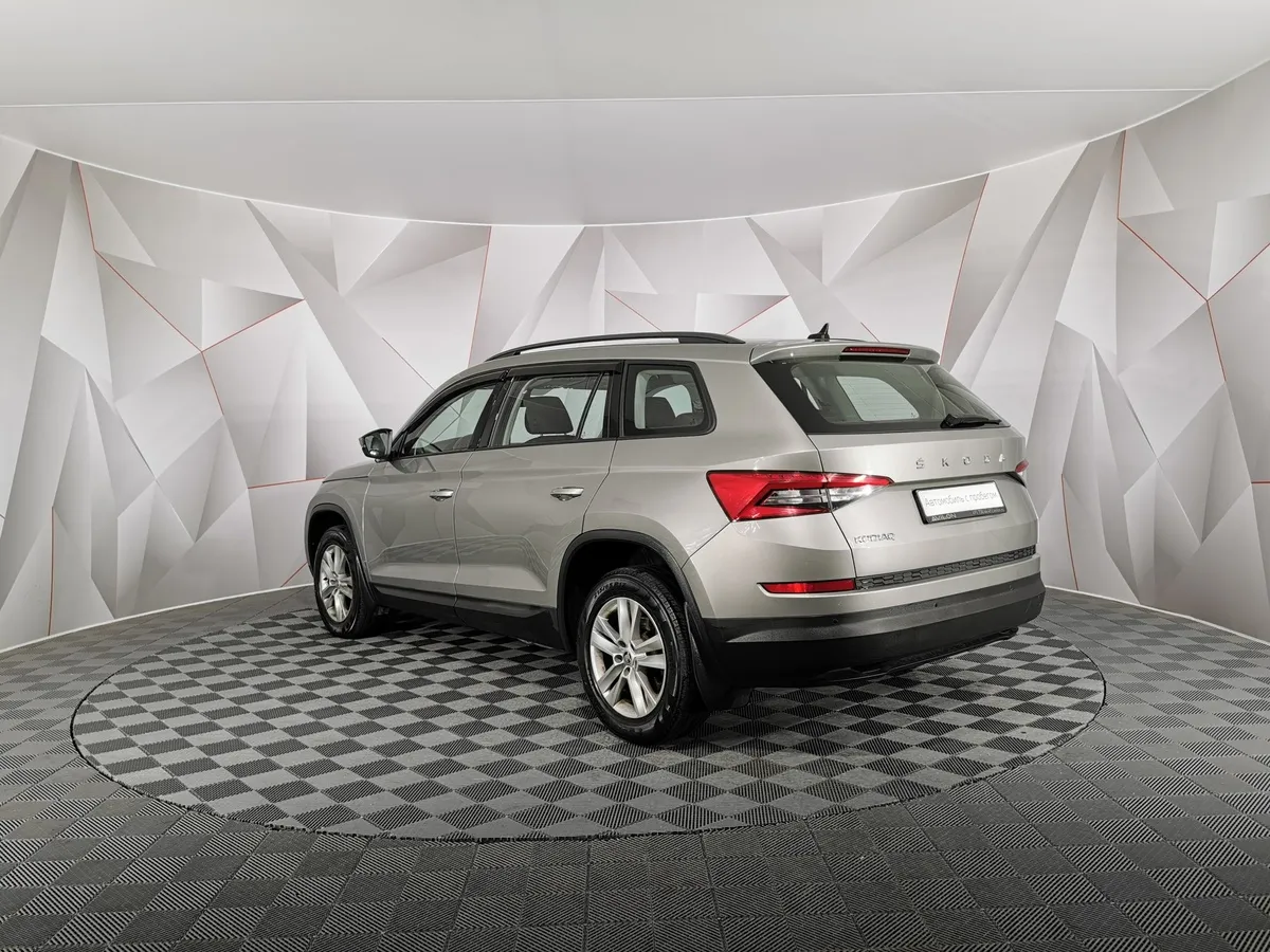 Skoda Kodiaq 1.4 TSI DSG (150 л.с.) Active Plus Коричневый в АВИЛОН. Слайд №4