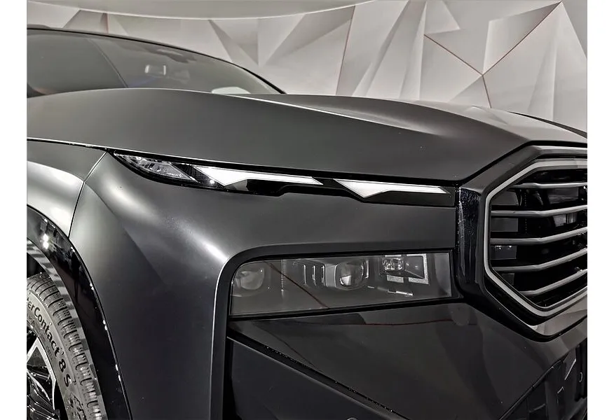 BMW XM 4.4 xDrive Plug-in-Hybrid Steptronic (653 л.с.) Черный в АВИЛОН. Слайд №8