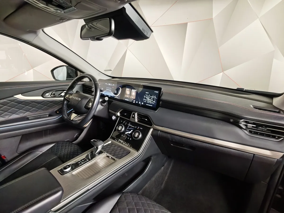 EXEED TXL 2.0 DCT7 AWD (197 л.с.) Sport Edition Фиолетовый в АВИЛОН. Слайд №12