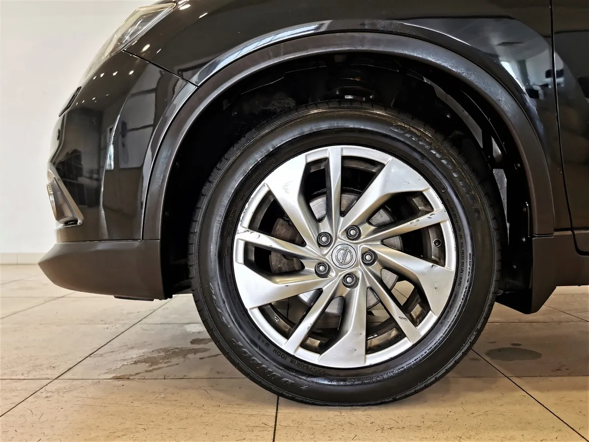 Nissan X-Trail 2.5 CVT AWD (171 л.с.) Черный в АВИЛОН. Слайд №9