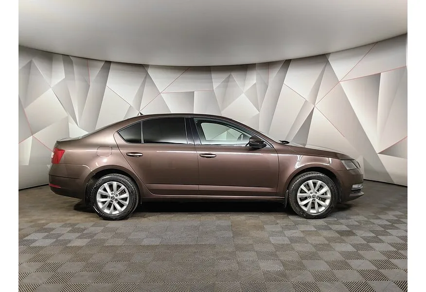 АВИЛОН - Skoda Octavia 1.8 TSI DSG (180 л.с.) Коричневый - slide 3