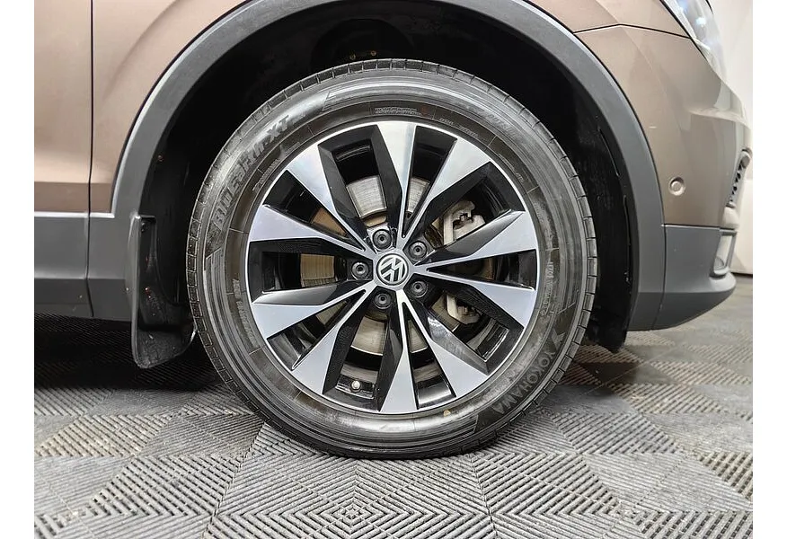АВИЛОН - Volkswagen Tiguan 2.0 TSI 4Motion DSG (180 л.с.) Highline Коричневый - slide 19
