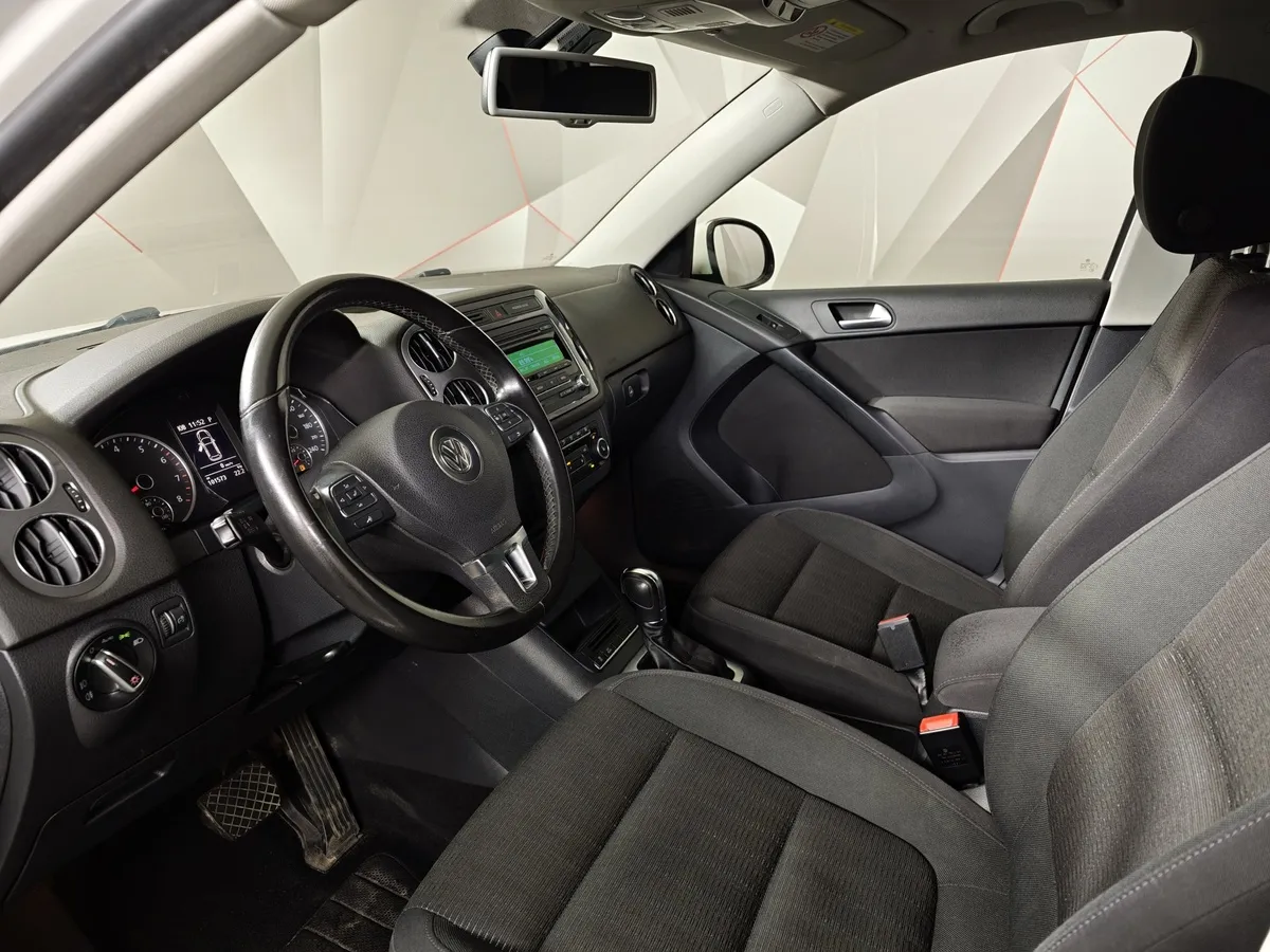 Volkswagen Tiguan 2.0 TSI 4Motion AT (180 л.с.) Sport & Style Белый в АВИЛОН. Слайд №19
