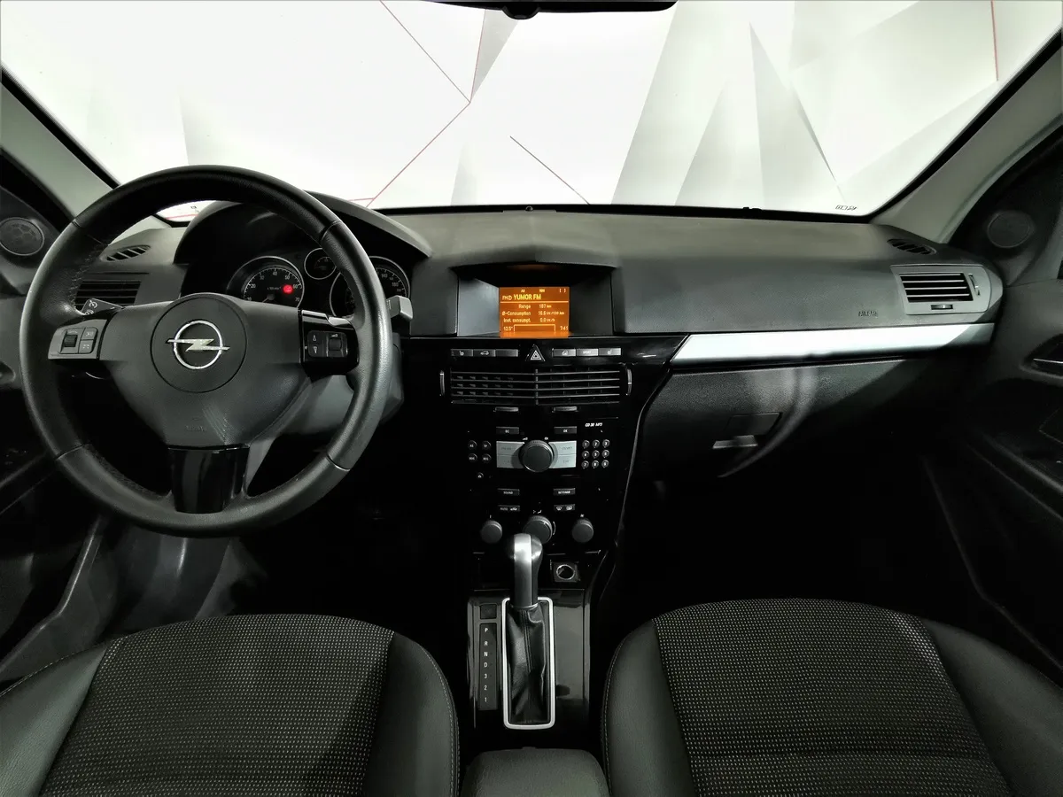 Opel Astra 1.8 AT (140 л.с.) base Серый в АВИЛОН. Слайд №12
