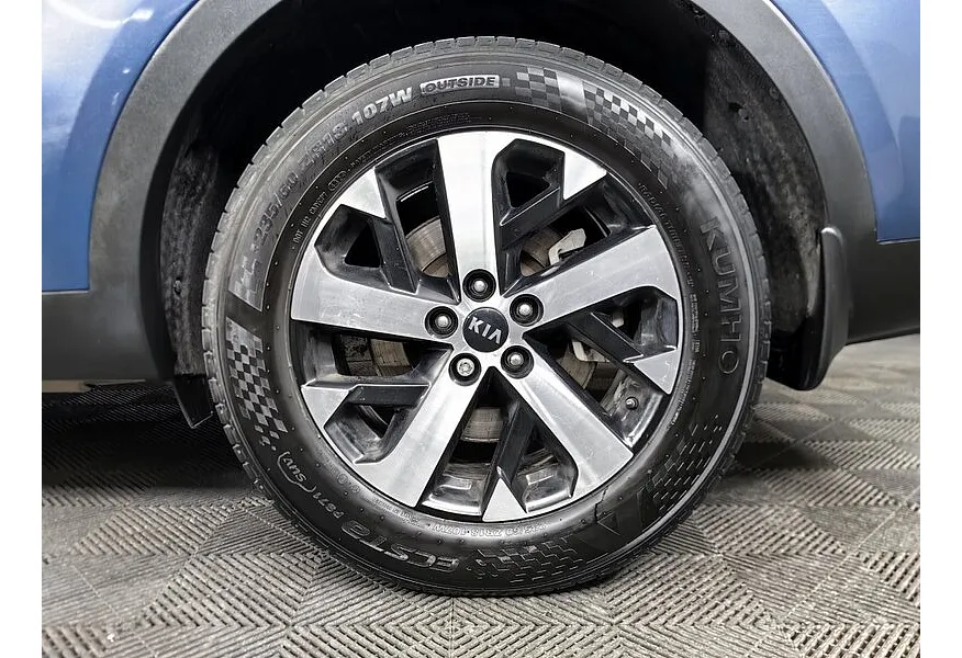 Kia Sorento 2.5 MPI 4WD AT (180 л.с.) Prestige Синий в АВИЛОН. Слайд №9