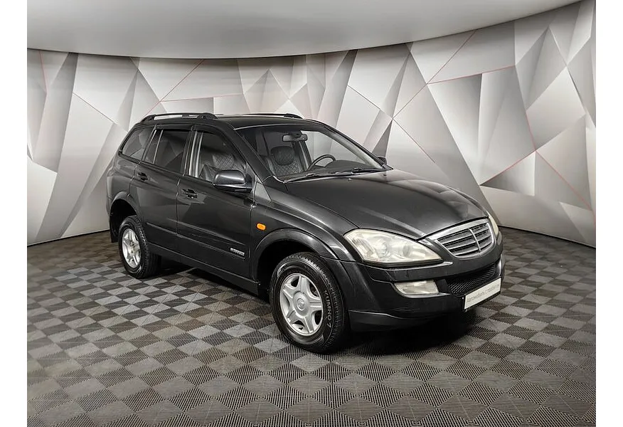 АВИЛОН - SsangYong Kyron 2.0 Xdi MT 4WD (141 л.с.) Original Черный - slide 1