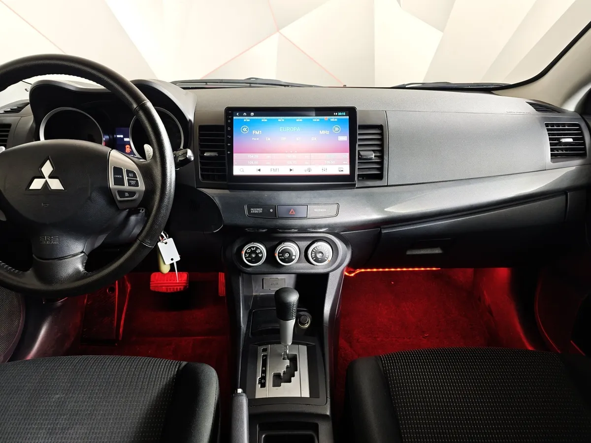 Mitsubishi Lancer 1.8 CVT (143 л.с.) Красный в АВИЛОН. Слайд №15