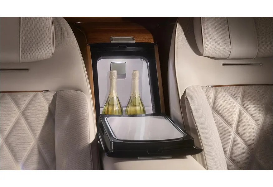 Maextro S800 1.5h AT (864 л.с.) Exclusive Черный в АВИЛОН. Слайд №14