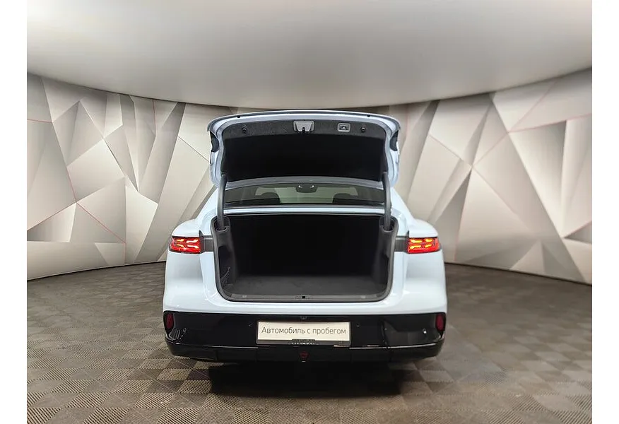 Voyah Passion EV AT AWD (510 л.с.) Синий в АВИЛОН. Слайд №12