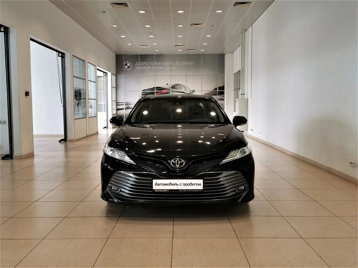 Toyota Camry 3.5 AT (249 л.с.) Черный в АВИЛОН. Слайд №7