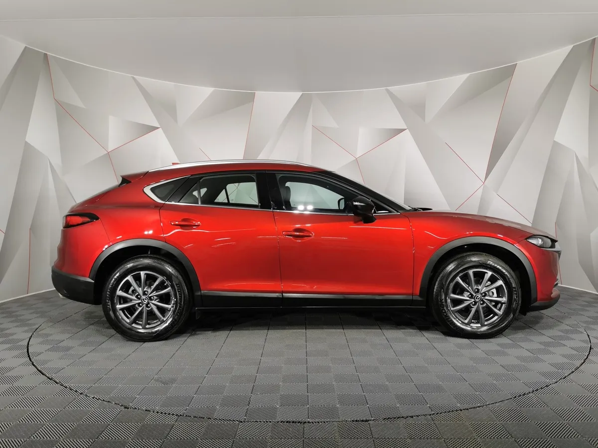 Mazda CX-4 2.0 AT (158 л.с.) High Красный в АВИЛОН. Слайд №6