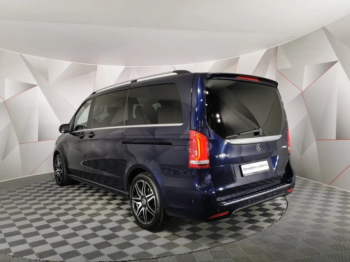 Mercedes-Benz V-Класс V 250 BlueTEC 7G-Tronic Plus 4x4 (190 л.с.) AMG Line Синий в АВИЛОН. Слайд №4