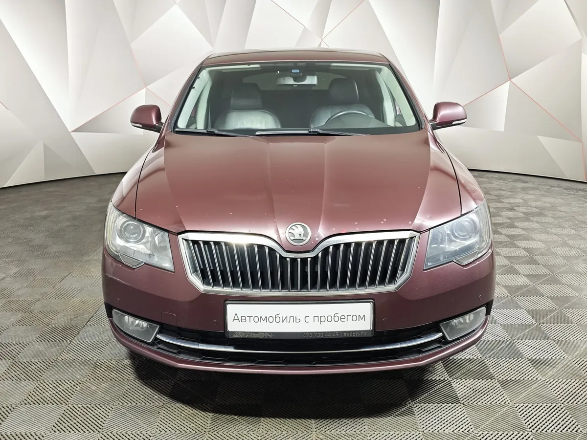 Skoda Superb 1.8 TSI DSG (152 л.с.) Красный в АВИЛОН. Слайд №7