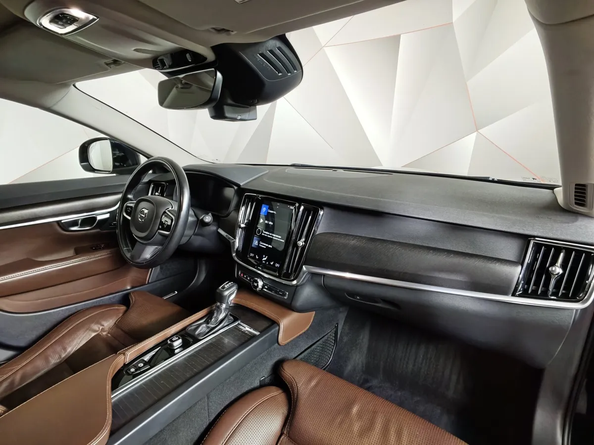 Volvo V90 Cross Country 2.0 T5 Drive-E AT AWD (249 л.с.) Plus Синий в АВИЛОН. Слайд №13