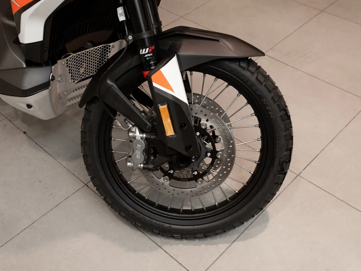 KTM 790 Adventure 799 см³ (95 л.с.) (95) 799 Белый в АВИЛОН. Слайд №11