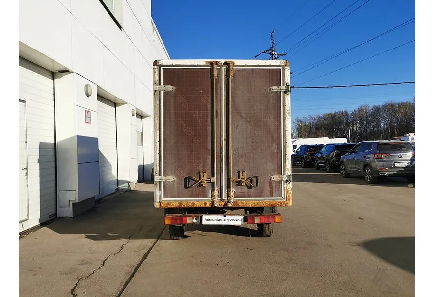Hyundai Porter 2.5d MT (80 л.с.) Серебристый в АВИЛОН. Слайд №8