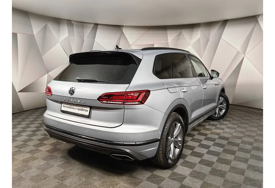 Volkswagen Touareg 2.0 TSI Tiptronic 4Motion (249 л.с.) Respect Серый в АВИЛОН. Слайд №2
