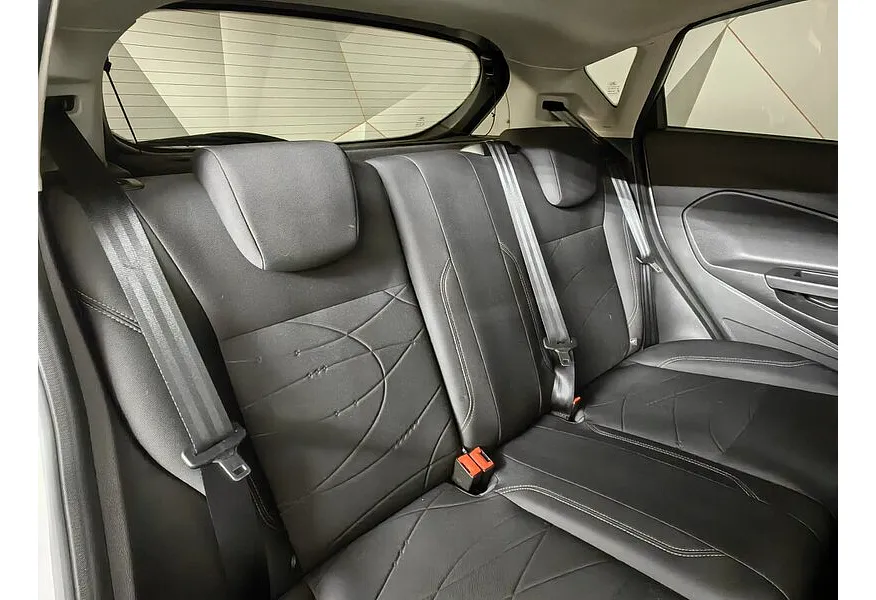АВИЛОН - Ford Fiesta 1.6 Ti-VCT PowerShift (105 л.с.) Trend Серебристый - slide 10