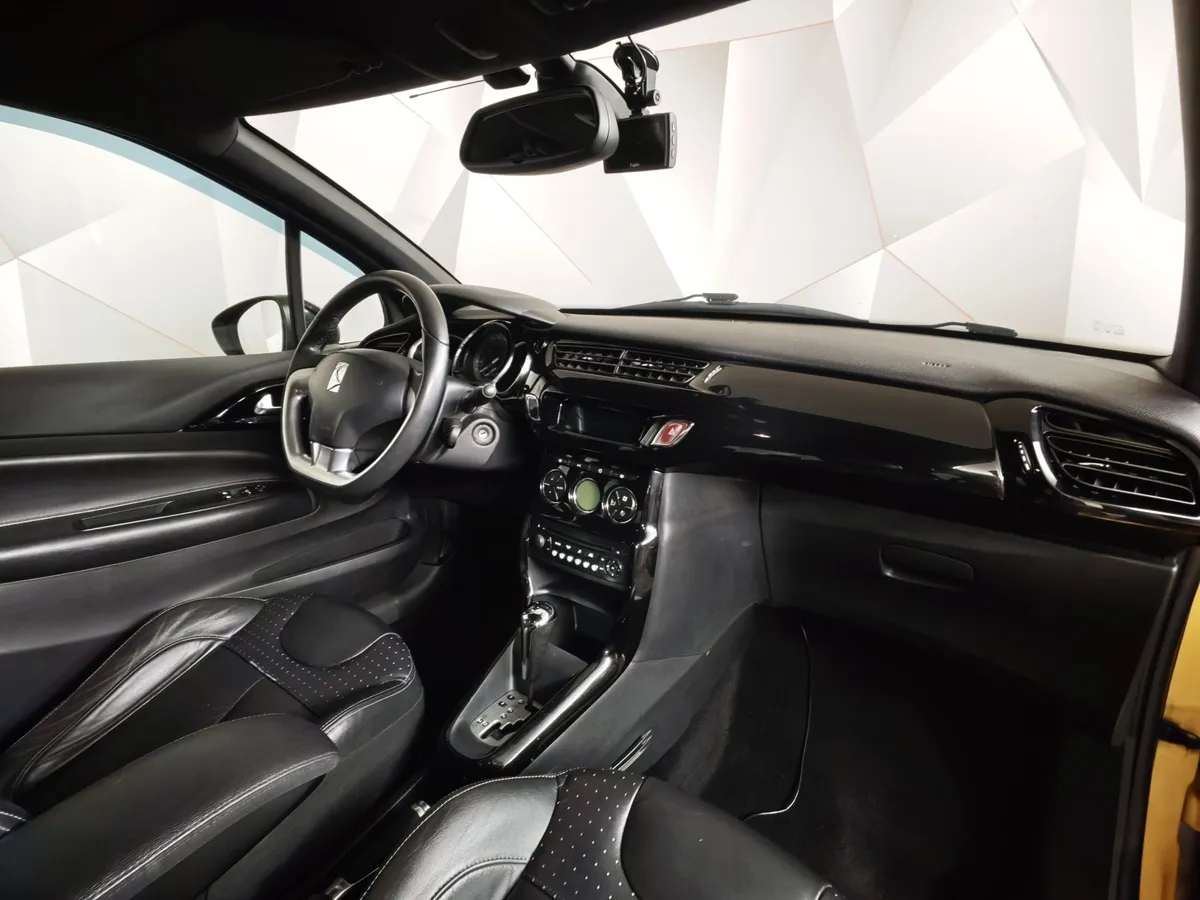 Citroen DS3 1.6 VTi AT (120 л.с.) Желтый в АВИЛОН. Слайд №12