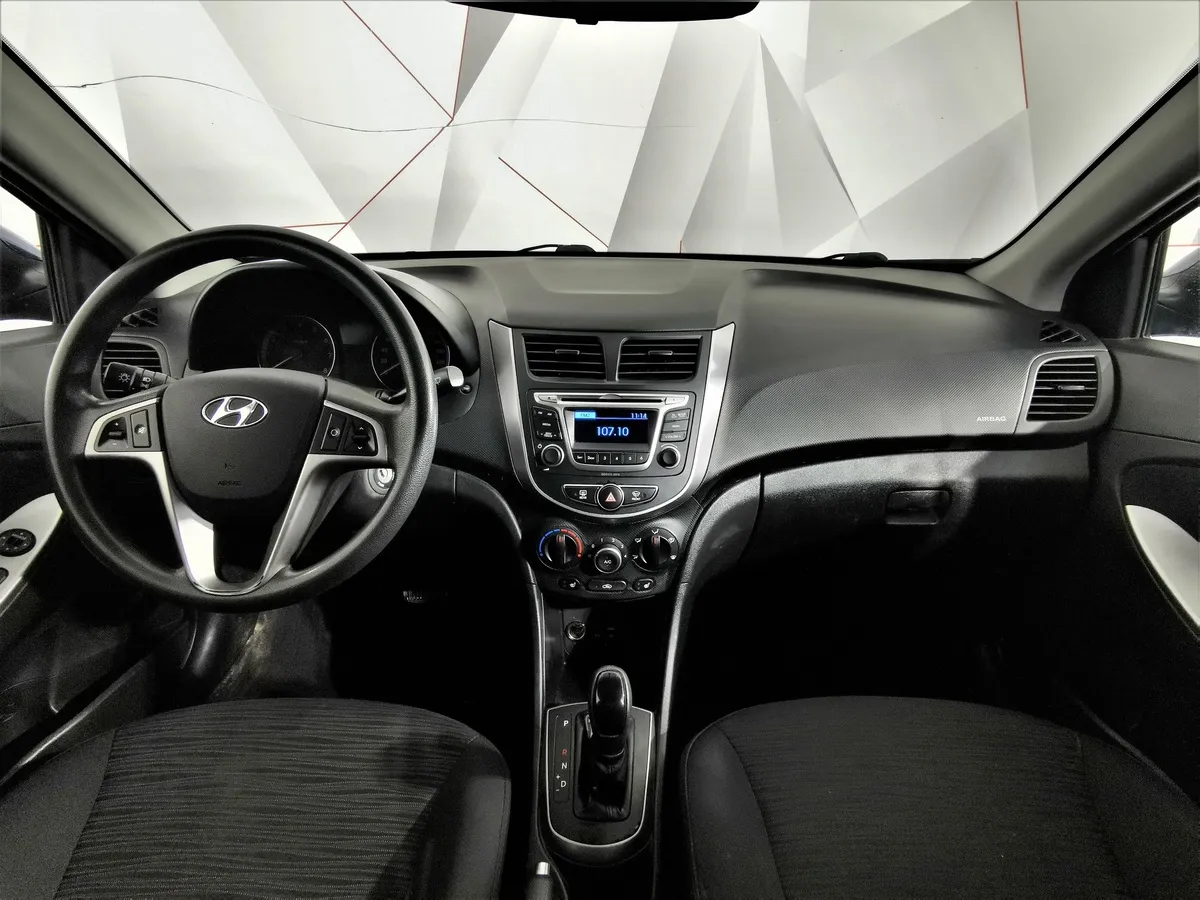 Hyundai Solaris 1.6 AT (123 л.с.) Синий в АВИЛОН. Слайд №13
