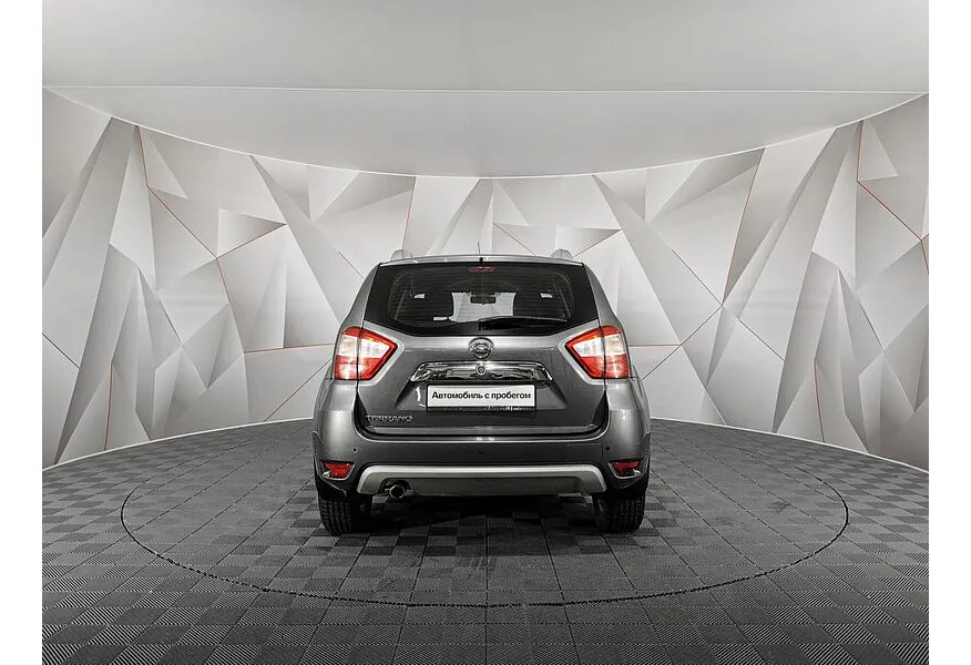 Nissan Terrano 2.0 MT AWD (143 л.с.) Серый в АВИЛОН. Слайд №8