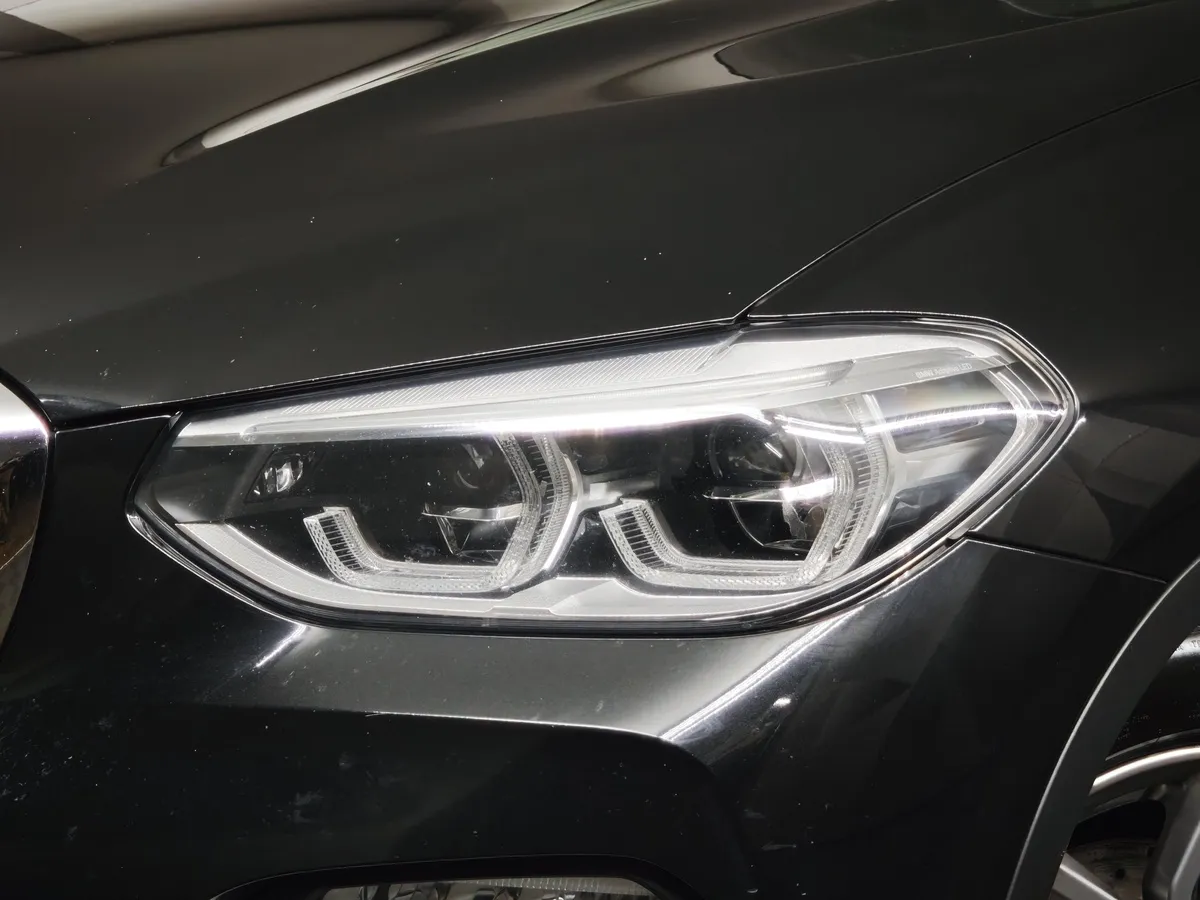 BMW X3 xDrive25d AT (231 л.с.) Черный в АВИЛОН. Слайд №7