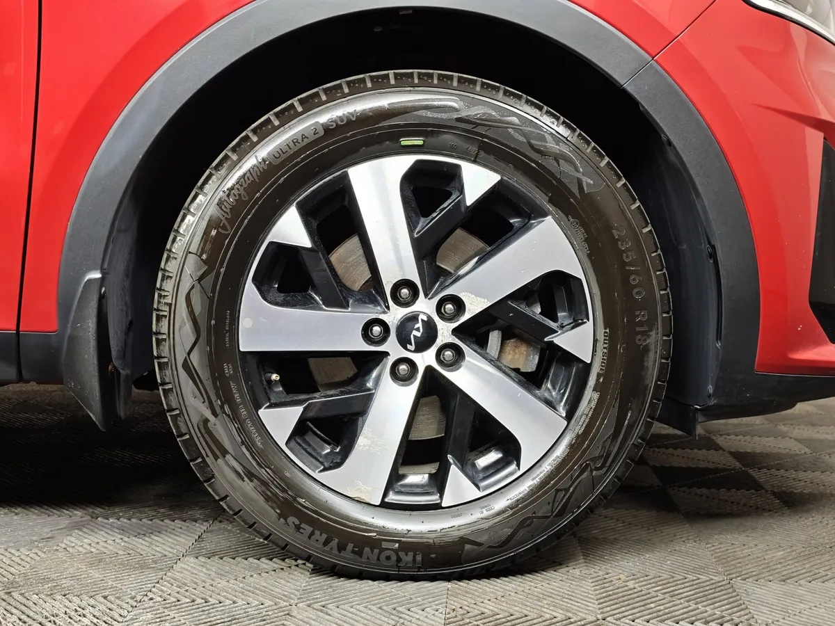 Kia Sorento 2.5 MPI 4WD AT (180 л.с.) Premium Красный в АВИЛОН. Слайд №9