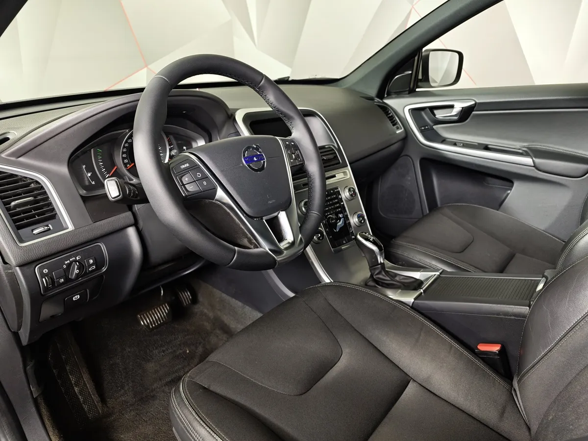 Volvo XC60 2.4 D4 Geartronic AWD (190 л.с.) Белый в АВИЛОН. Слайд №19