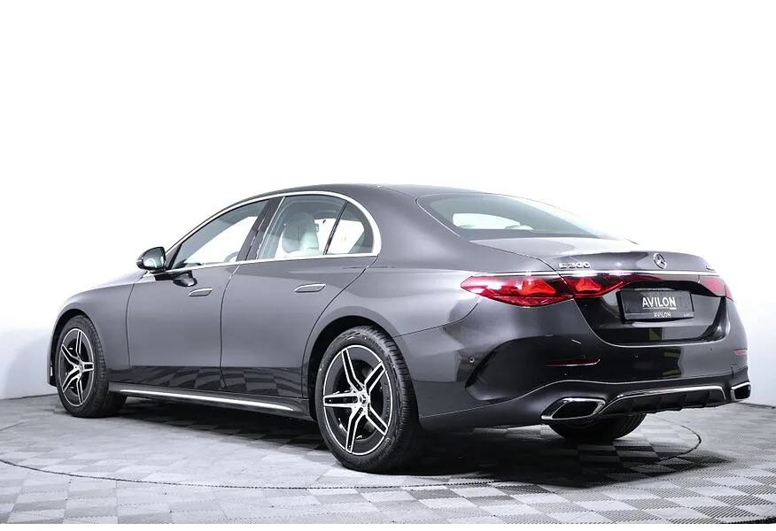 АВИЛОН - Mercedes-Benz E-Класс E 300 4MATIC (258 л.с.) Серый - slide 4