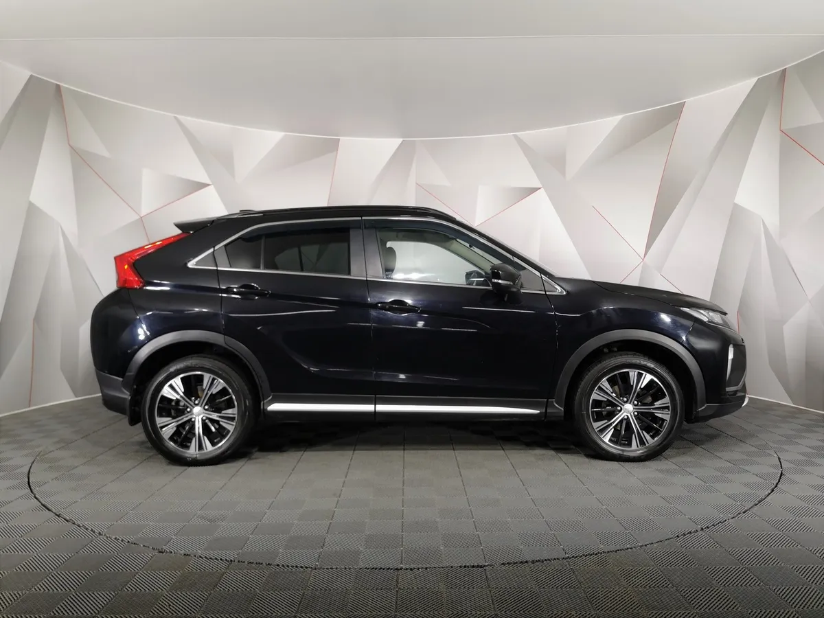 Mitsubishi Eclipse Cross 1.5 CVT (150 л.с.) Instyle Черный в АВИЛОН. Слайд №6