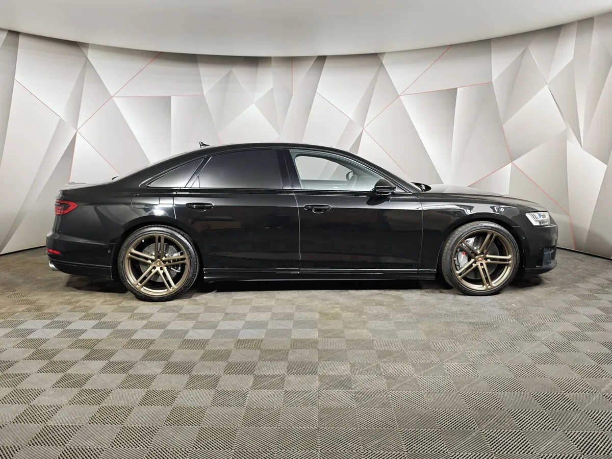 Audi S8 4.0 TFSI Quattro Tiptronic (571 л.с.) Черный в АВИЛОН. Слайд №6