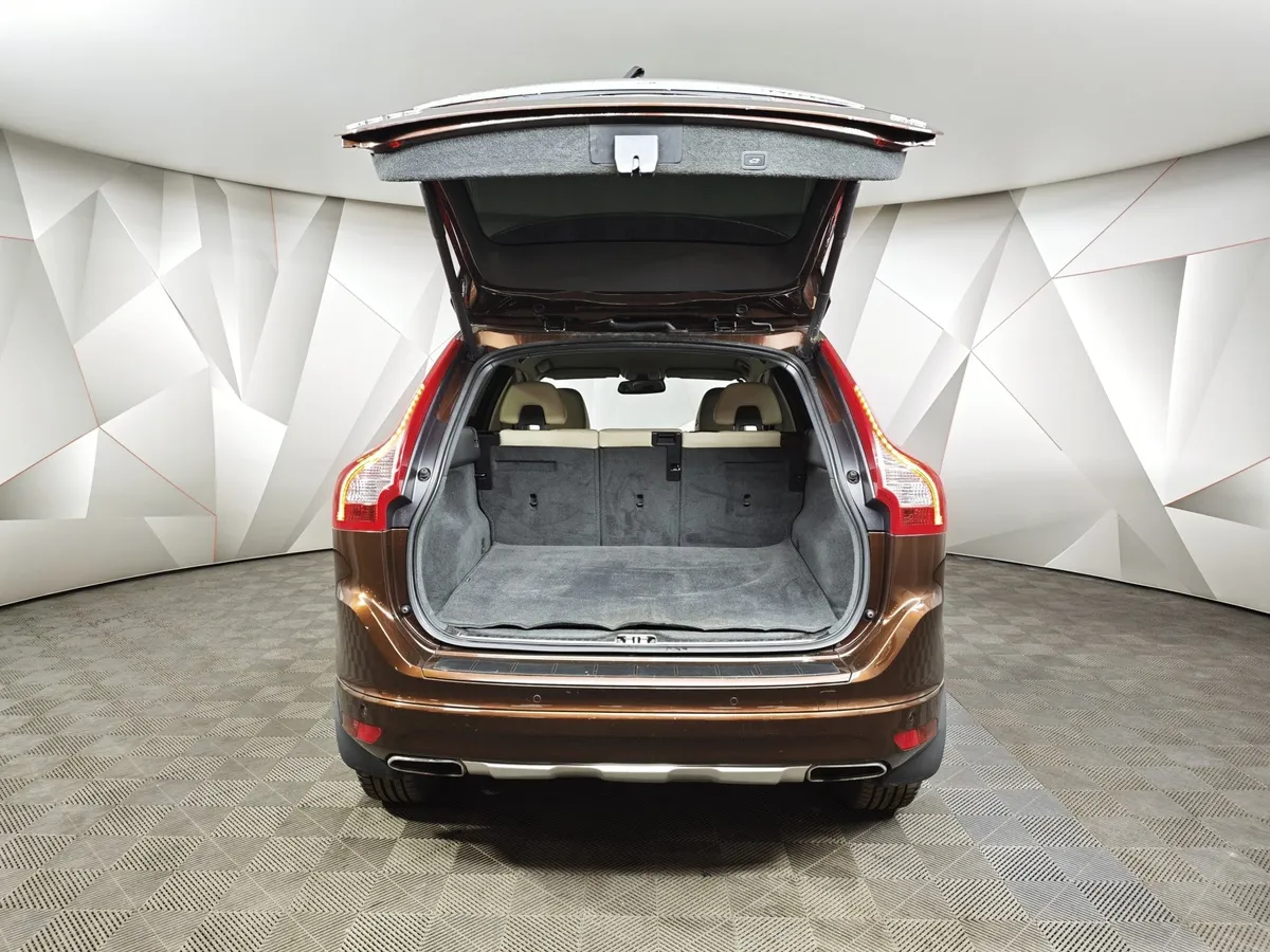 Volvo XC60 2.4 D4 Geartronic AWD (181 л.с.) Красный в АВИЛОН. Слайд №11