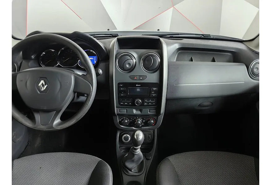 Renault Duster 2.0 MT 4x4 (143 л.с.) Серый в АВИЛОН. Слайд №15