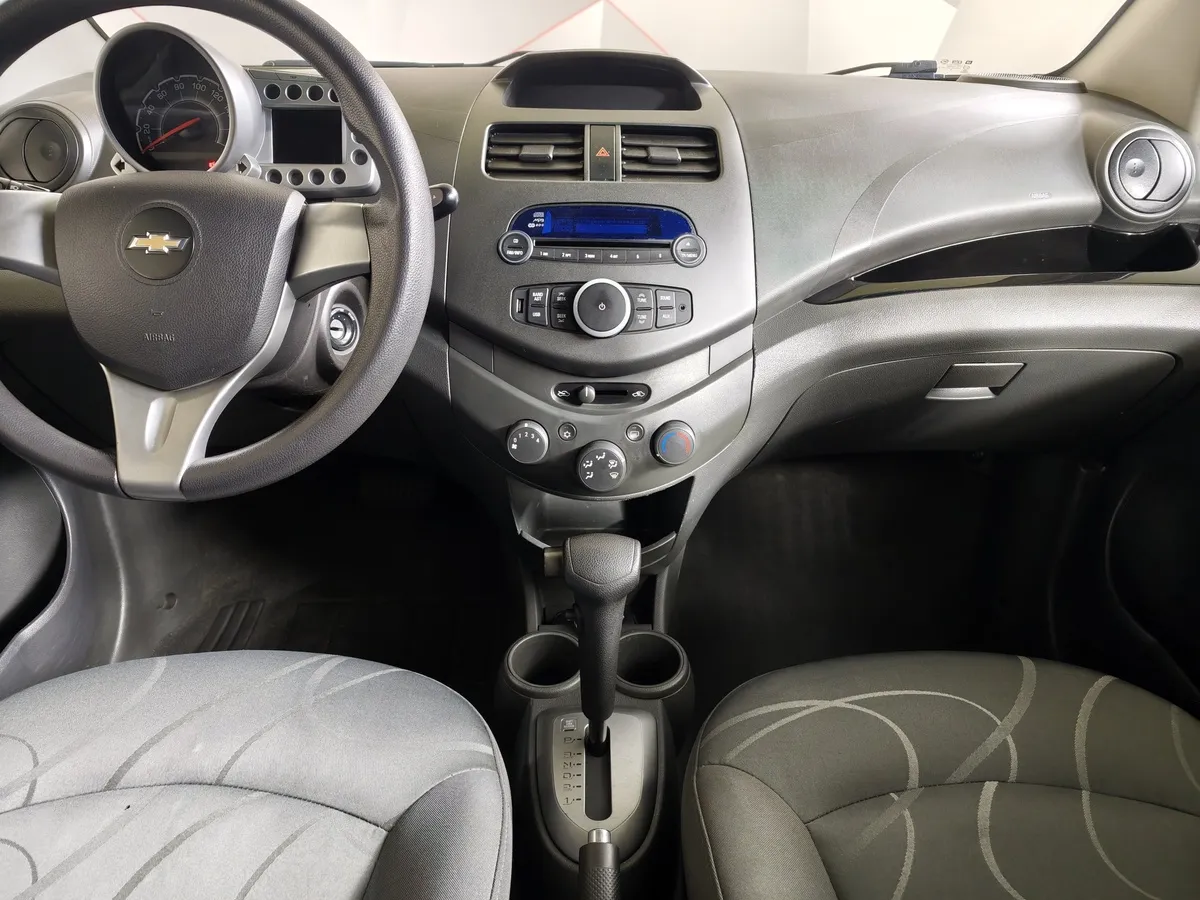 Chevrolet Spark 1.0 AT (68 л.с.) LS Зеленый в АВИЛОН. Слайд №14