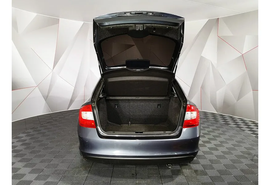 Skoda Rapid 1.4 TSI DSG (125 л.с.) Active Серый в АВИЛОН. Слайд №12