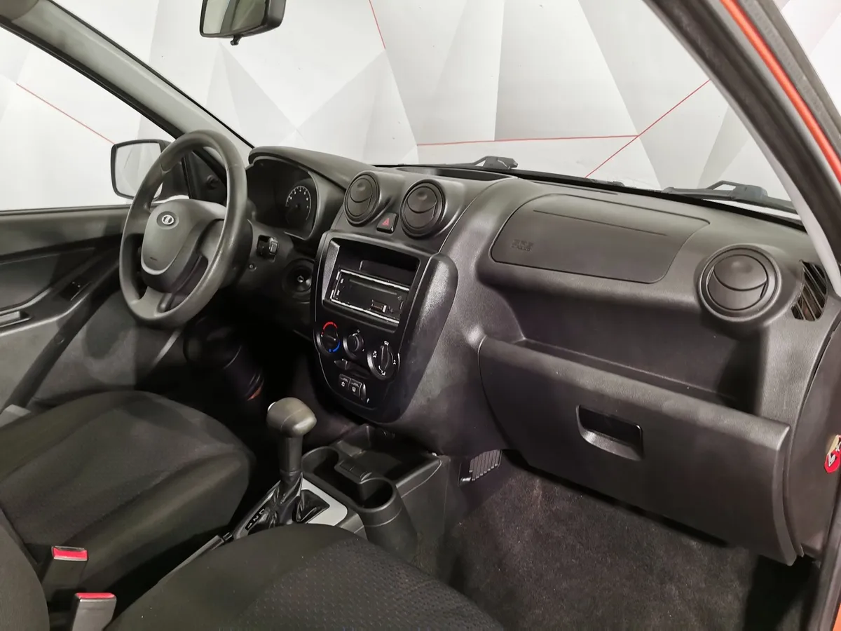 ВАЗ (Lada) Granta 1.6 AT 16кл (98 л.с.) Оранжевый в АВИЛОН. Слайд №12