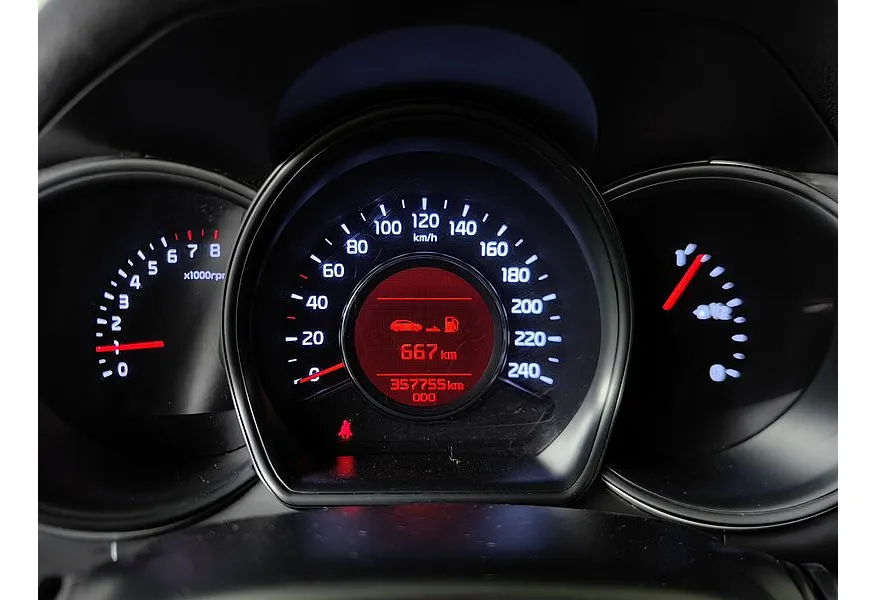 Kia Ceed 1.6 MT (129 л.с.) Comfort Белый в АВИЛОН. Слайд №17