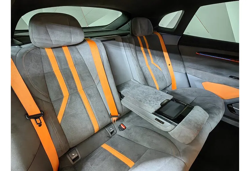 Zeekr 001 AT 4WD (544 л.с.) YOU Edition Оранжевый в АВИЛОН. Слайд №16