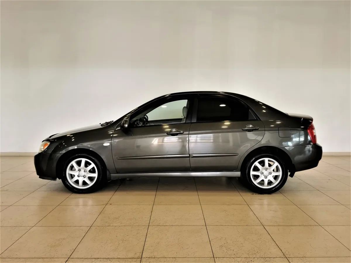Kia Cerato 2.0 MT (143 л.с.) Серый в АВИЛОН. Слайд №5