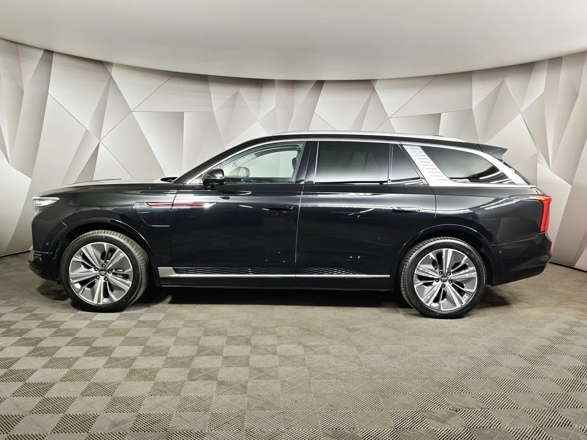Hongqi E-HS9 AT 4WD (551 л.с.) 6 мест Делюкс Черный в АВИЛОН. Слайд №5