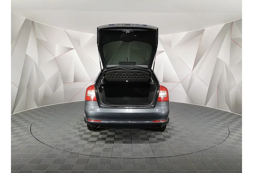 Skoda Octavia 1.4 TSI DSG (122 л.с.) Серый в АВИЛОН. Слайд №11