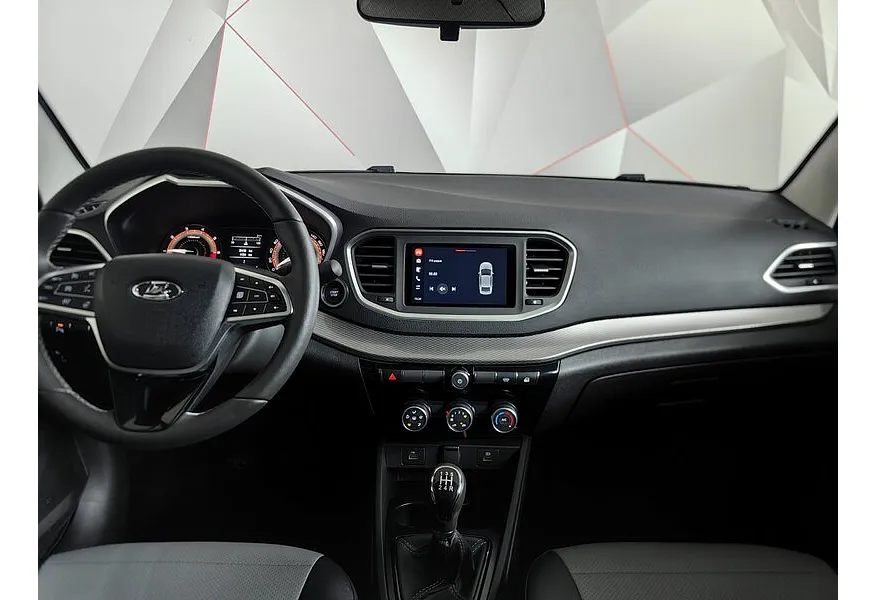 ВАЗ (Lada) Vesta 1.6 MT (106 л.с.) Белый в АВИЛОН. Слайд №14