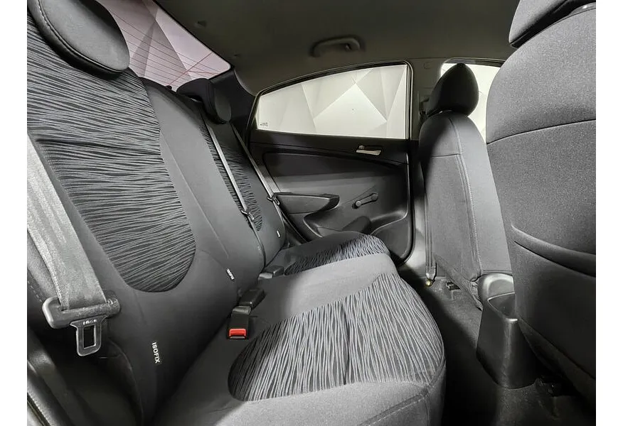 Hyundai Solaris 1.6 AT (123 л.с.) Active Белый в АВИЛОН. Слайд №15