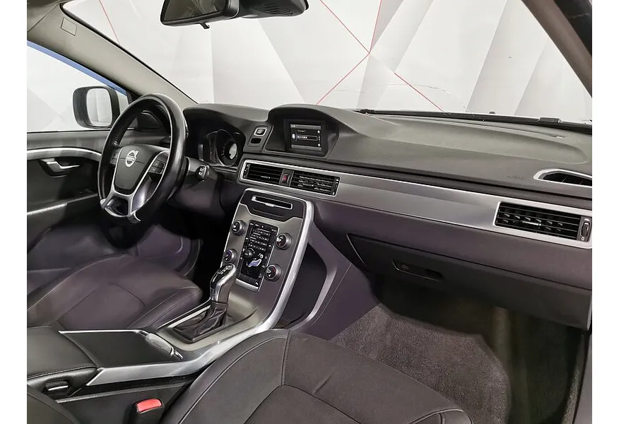 Volvo XC70 2.4 D4 Geartronic AWD (163 л.с.) Белый в АВИЛОН. Слайд №13